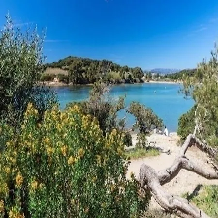 בית נופש House La Caillere Basse 1